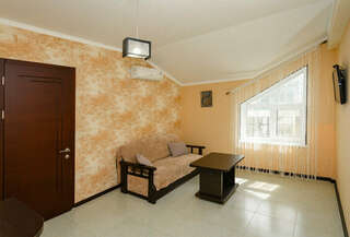 Гостевой дом Mango Витязево Люкс-1